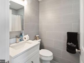 1315 S Capitol Street, Philadelphia PA 19146