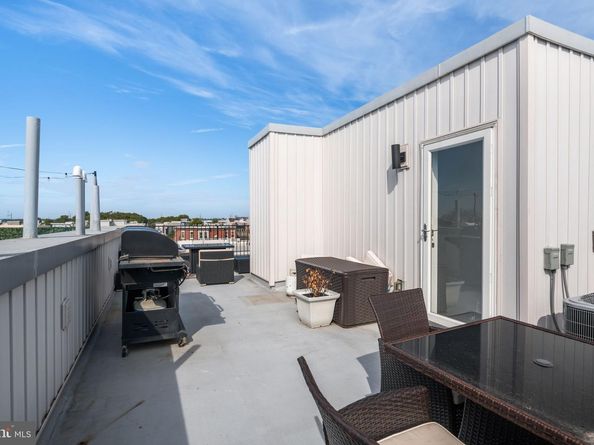 1315 S Capitol Street, Philadelphia PA 19146
