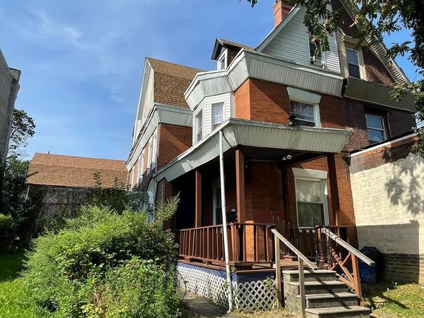 5322 Wayne Avenue, Philadelphia PA 19144