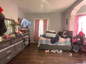 5322 Wayne Avenue, Philadelphia PA 19144
