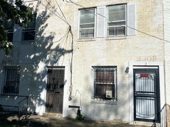 200 34TH Street SE, Washington DC 20019