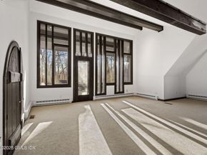 484 Cognewaugh Road, Cos Cob CT 06807