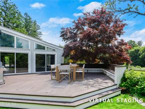 6 Reynwood Manor, Greenwich CT 06831