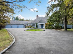 6 Reynwood Manor, Greenwich CT 06831