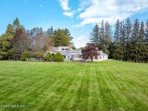 6 Reynwood Manor, Greenwich CT 06831