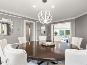 6 Reynwood Manor, Greenwich CT 06831
