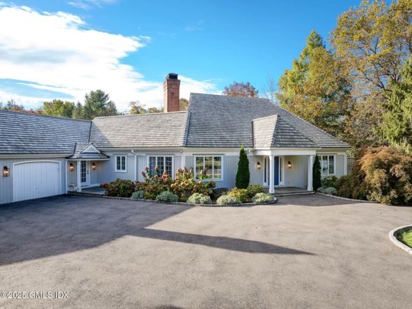 6 Reynwood Manor, Greenwich CT 06831