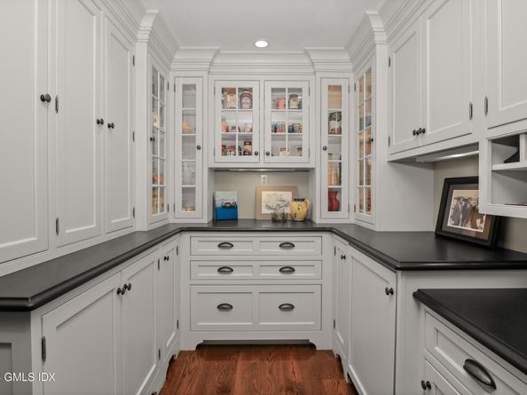 114 Ferris Hill Road, New Canaan CT 06840