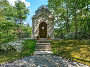 1233 Rock Rimmon Road, Stamford CT 06903