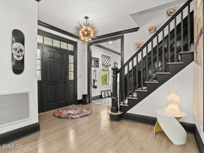 101 Lockwood Road, Riverside CT 06878