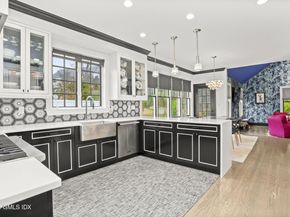 101 Lockwood Road, Riverside CT 06878