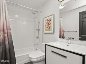 101 Lockwood Road, Riverside CT 06878