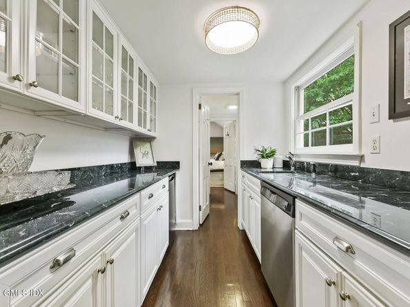 119 Hendrie Avenue, Riverside CT 06878