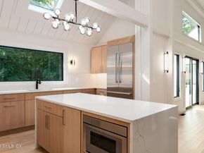 10 Tomahawk Lane, Greenwich CT 06830