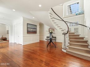 15 Vineyard Lane, Greenwich CT 06831