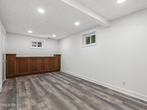 14 Greenwich Hills Drive 14, Greenwich CT 06831