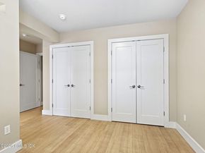 2 Putnam Hill 1A, Greenwich CT 06830