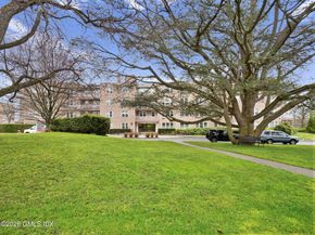 2 Putnam Hill 1A, Greenwich CT 06830
