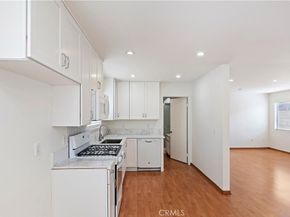 20721 Roseton, Lakewood CA 90715