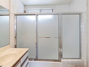 20721 Roseton, Lakewood CA 90715