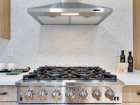 9921 Westwanda Drive, Beverly Hills CA 90210