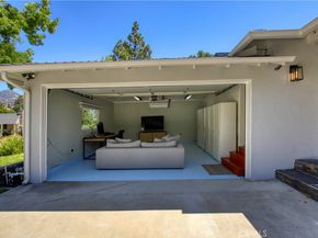 3330 Henrietta Avenue, La Crescenta CA 91214