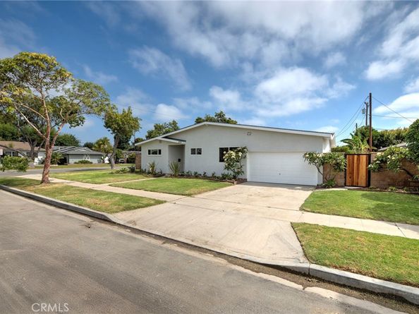 2376 Stanbridge Avenue, Long Beach CA 90815