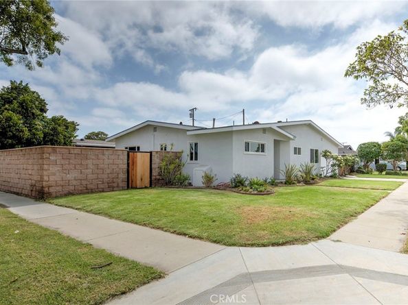 2376 Stanbridge Avenue, Long Beach CA 90815