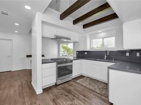 2376 Stanbridge Avenue, Long Beach CA 90815
