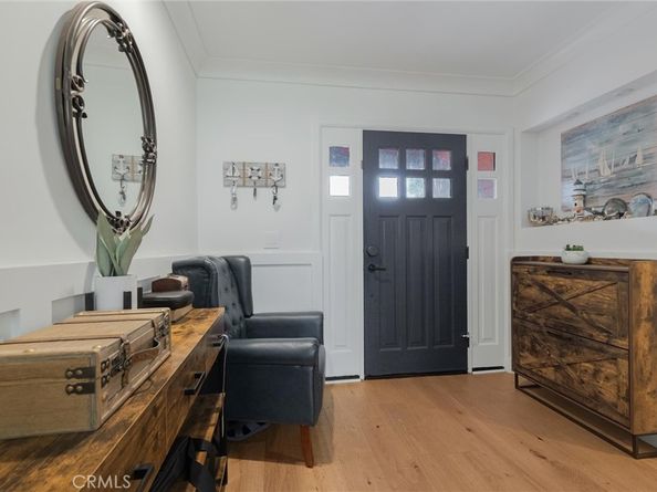 2528 N Orchard Drive, Burbank CA 91504