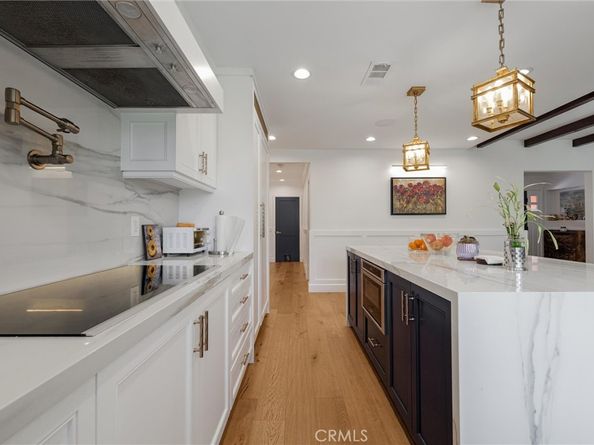 2528 N Orchard Drive, Burbank CA 91504