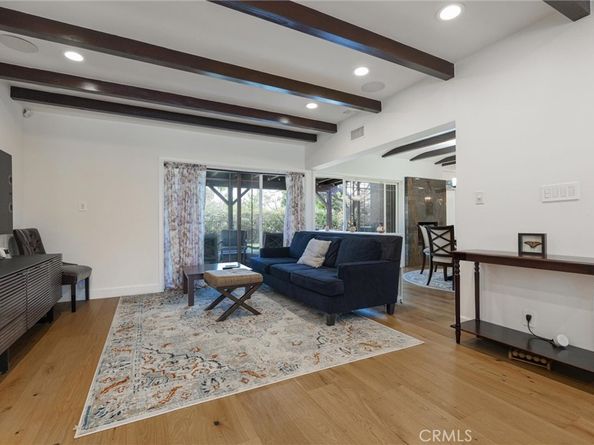 2528 N Orchard Drive, Burbank CA 91504