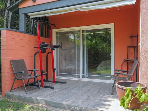 2528 N Orchard Drive, Burbank CA 91504