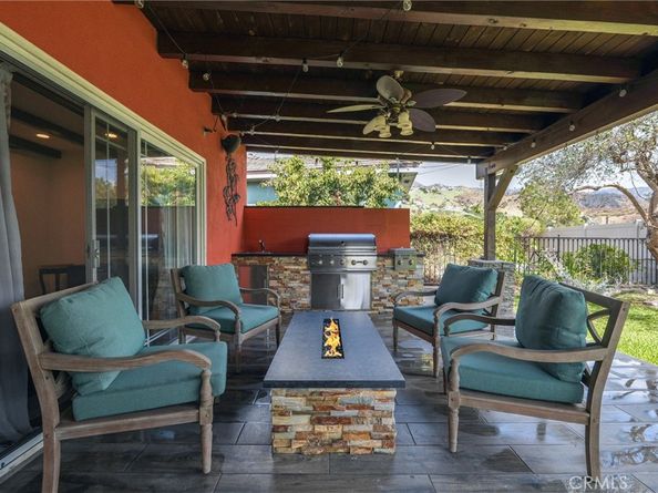 2528 N Orchard Drive, Burbank CA 91504