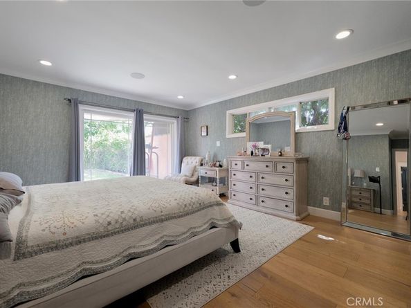 2528 N Orchard Drive, Burbank CA 91504