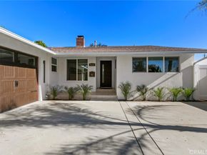 6820 Encino Avenue, Van Nuys CA 91406