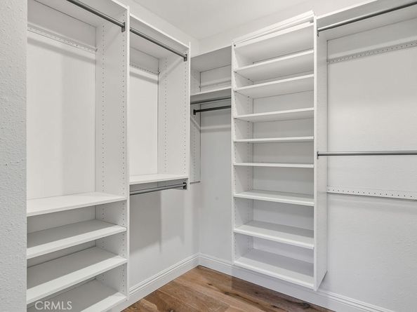 5725 Rhodes Avenue, Valley Village CA 91607