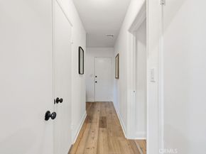 5725 Rhodes Avenue, Valley Village CA 91607