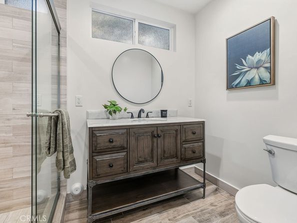 5725 Rhodes Avenue, Valley Village CA 91607