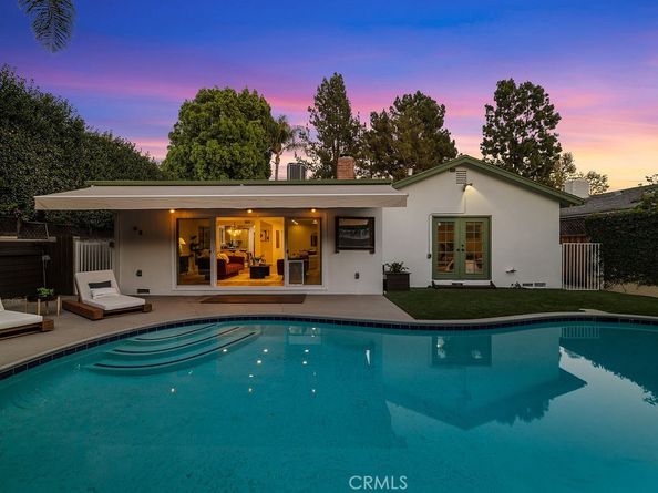 5725 Rhodes Avenue, Valley Village CA 91607