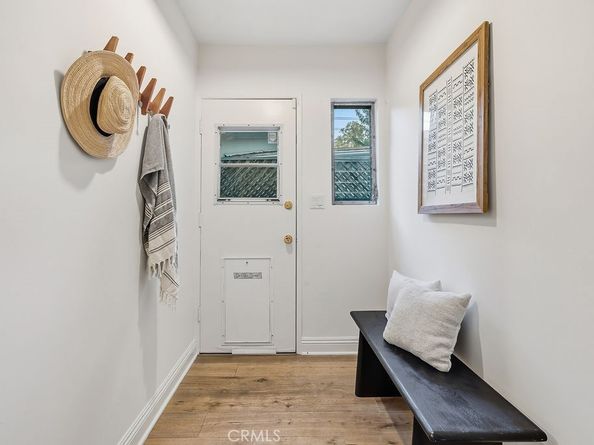 5725 Rhodes Avenue, Valley Village CA 91607