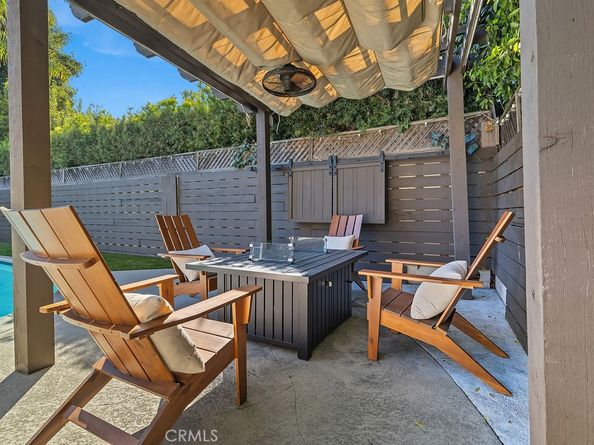 5725 Rhodes Avenue, Valley Village CA 91607