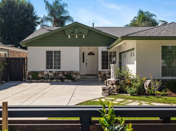 5725 Rhodes Avenue, Valley Village CA 91607