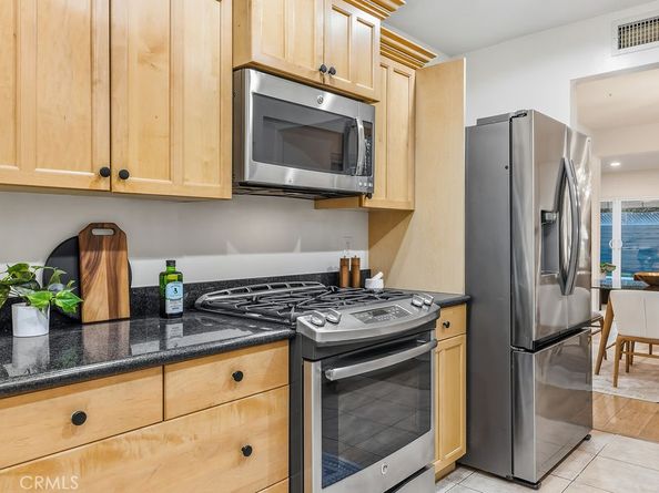 5725 Rhodes Avenue, Valley Village CA 91607