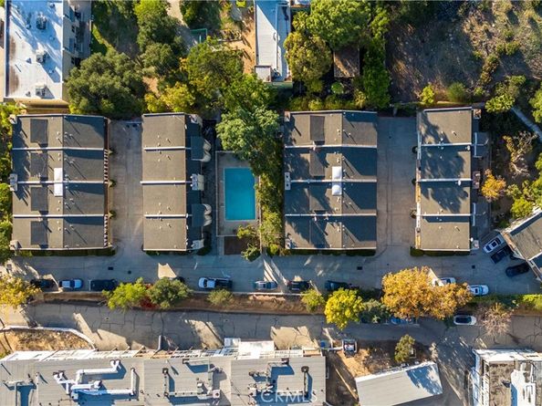 1881 Alpha Road 8, Glendale CA 91208