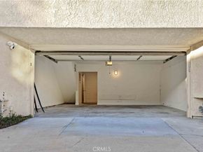 1881 Alpha Road 8, Glendale CA 91208