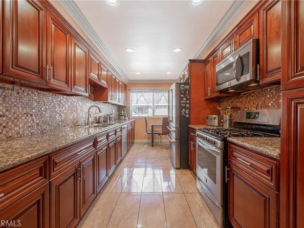 930 N Louise 304, Glendale CA 91207