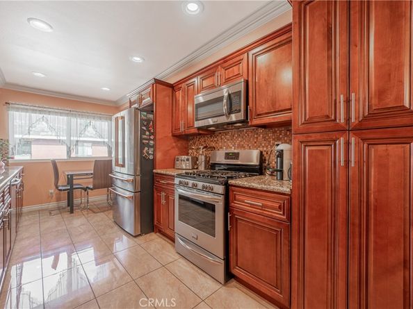 930 N Louise 304, Glendale CA 91207