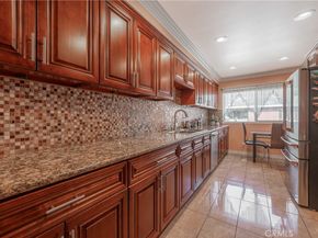 930 N Louise 304, Glendale CA 91207