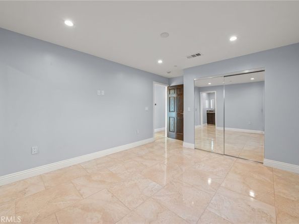 1362 Linden Avenue, Glendale CA 91201